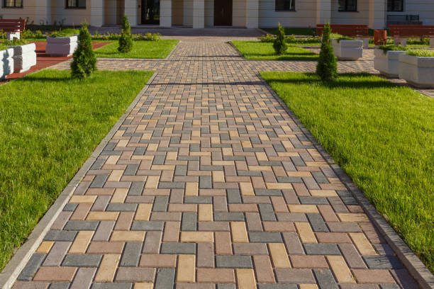 Best Commercial Driveway Pavers  in Oak Harbor, WA
